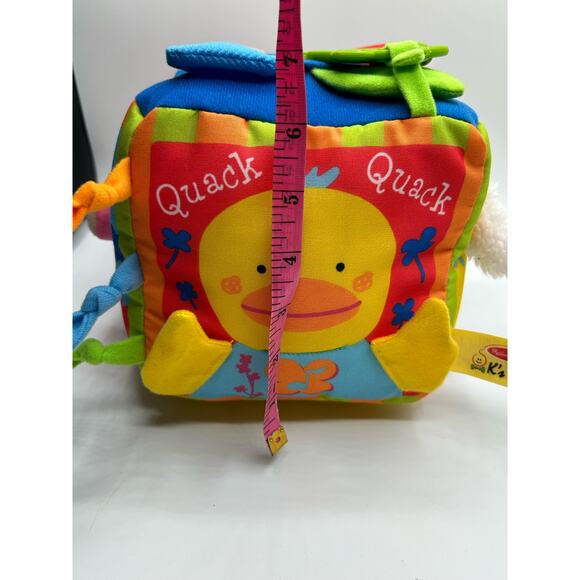 Melissa and Doug Soft Musical Farmyard Cube - Picture 7 of 9